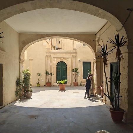 Ortigia Casa Apartment Syracuse Exterior photo