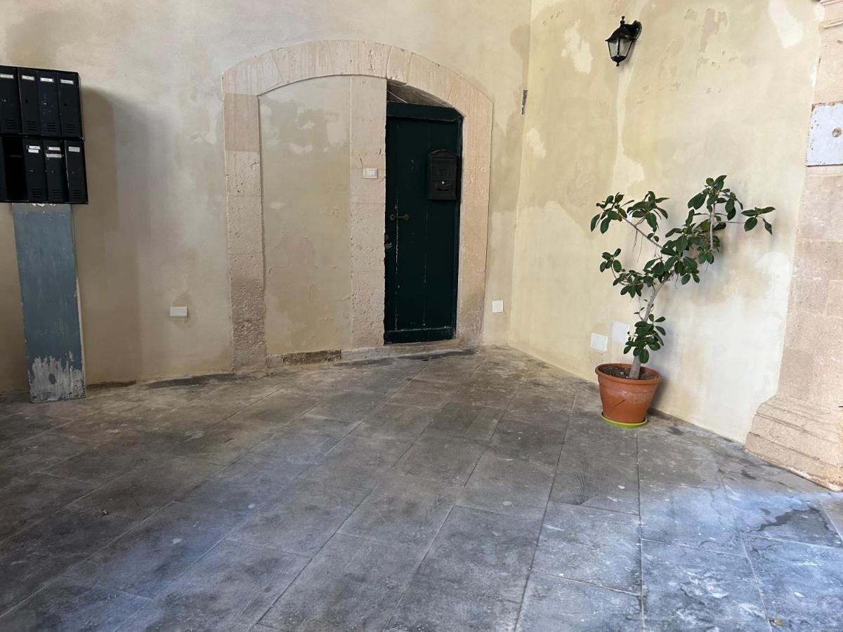Ortigia Casa Apartment Syracuse Exterior photo